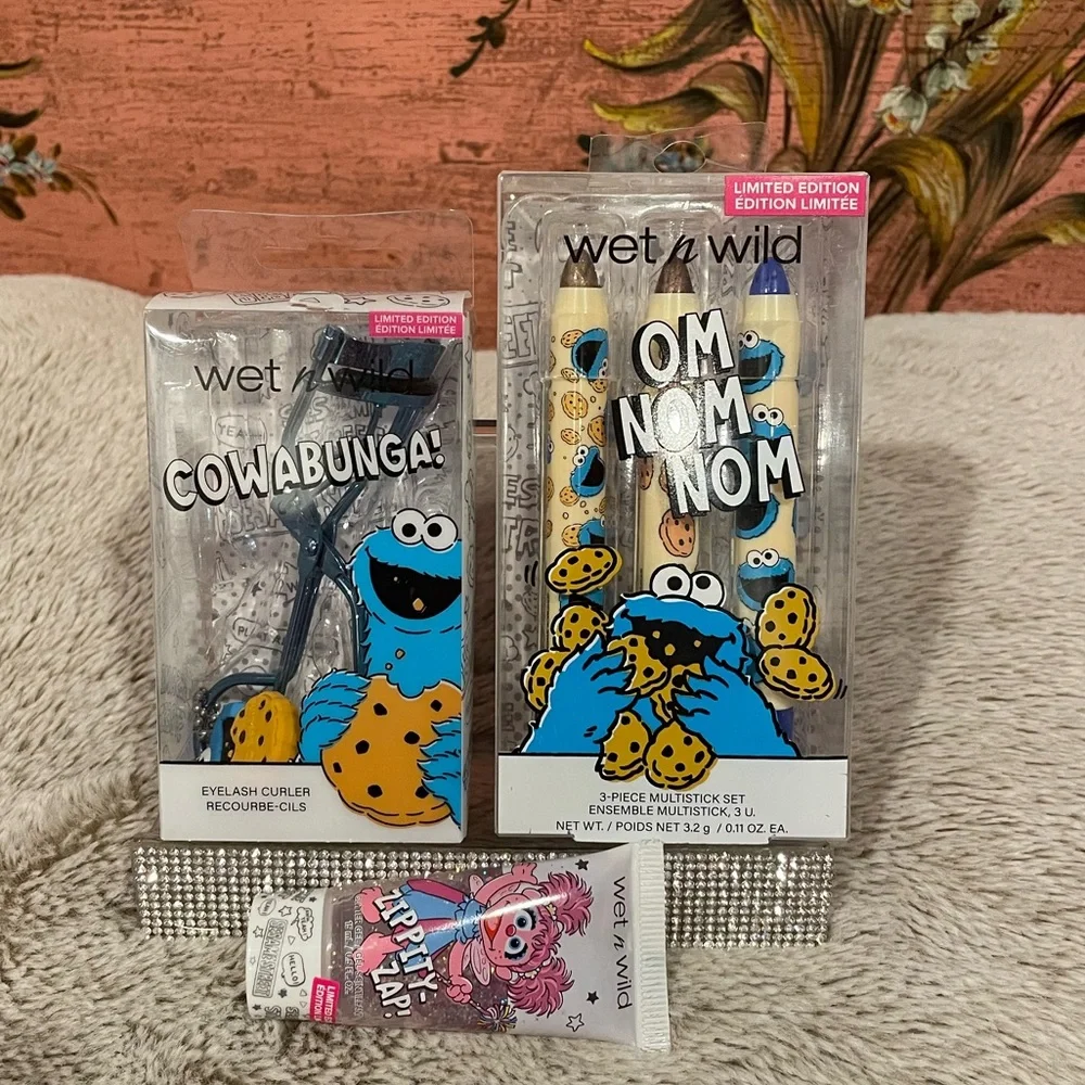 Wet n Wild x Sesame Street Limited Edition Makeup Collection - 3 Pieces - Picture 8 of 11